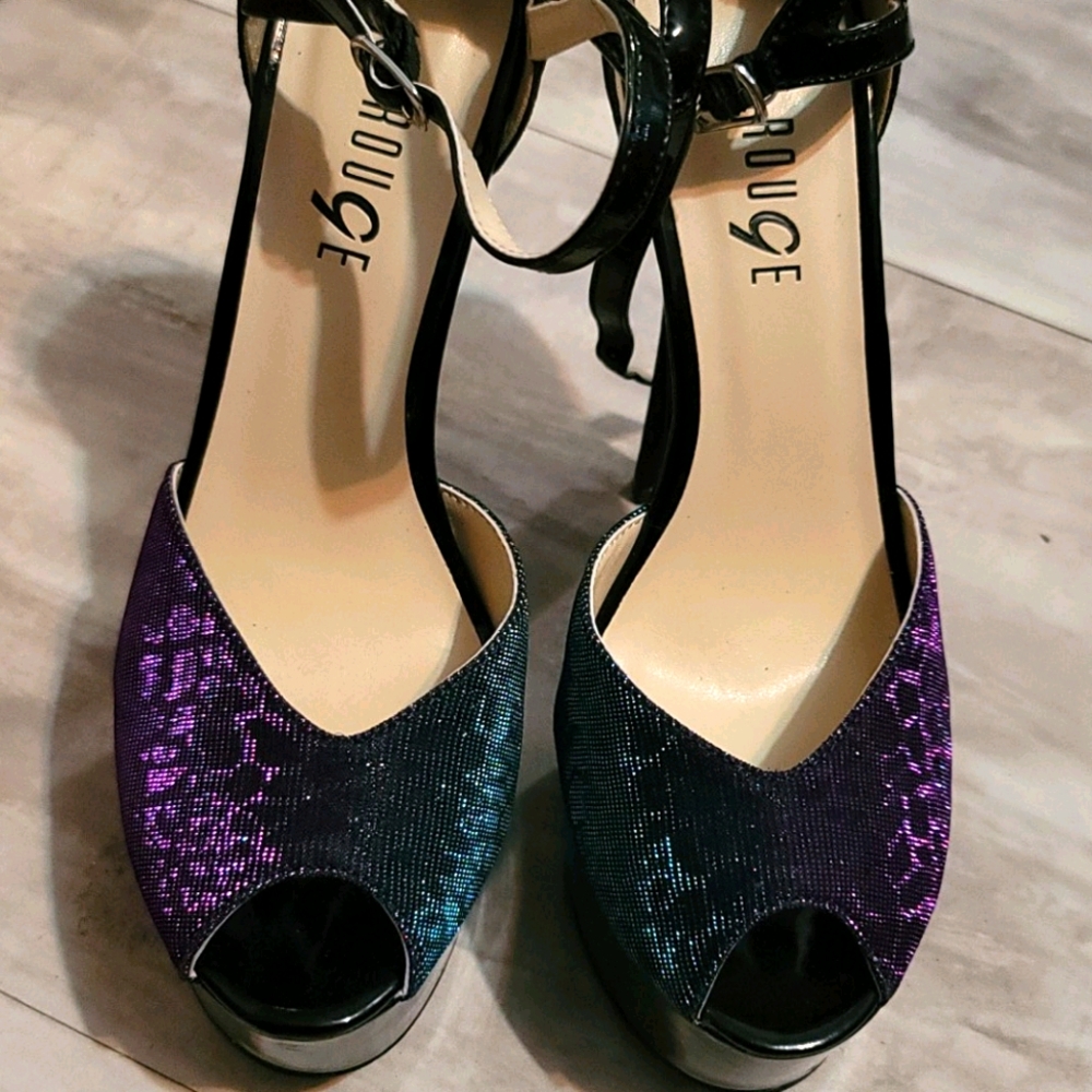 Glittering Heels - image 1